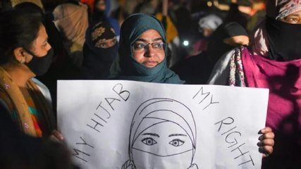 Will chop off arms of those who out hands on hijab, says SP leader Rubina Khanum