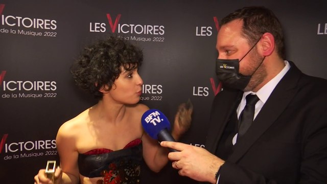 Barbara Pravi aux Victoires de la musique: La révélation est remise par mes pairs, ça veut dire que le monde de la musique reconnaît mon travail