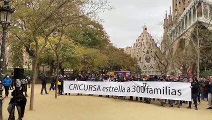 Protesta de trabajadores de la estrella de la Sagrada Familia