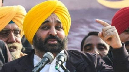 Bhagwant Mann sings song during Punjab poll campaign