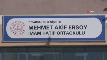 Diyarbakır'da kadın itfaiyecilerden öğrencilere eğitim