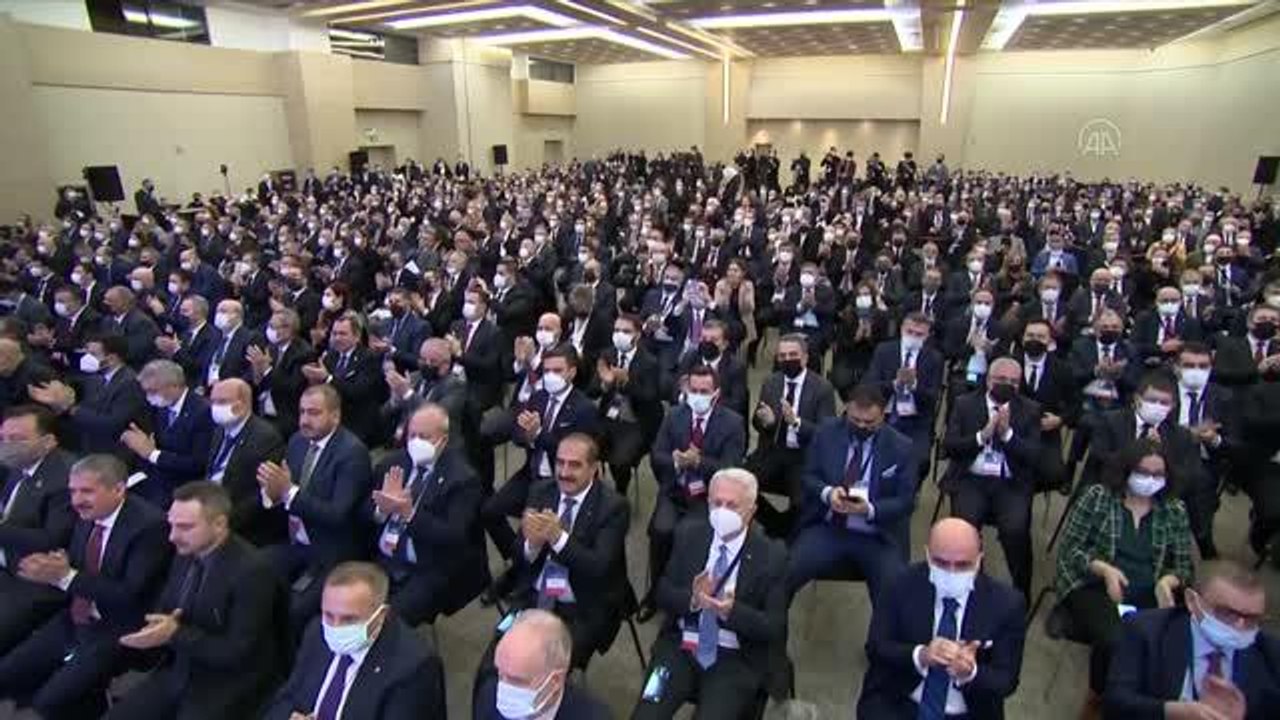 Cumhurbaşkanı Erdoğan: "KDV Sistemini Sadeleştirme Programımız kapsamında temel gıda ürünlerinde yüzde 8 olan KDV'yi yüzde 1'e indiriyoruz"