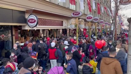 KAHRAMANMARAŞ - "İstiklal Madalyalı" pasta dağıtıldı