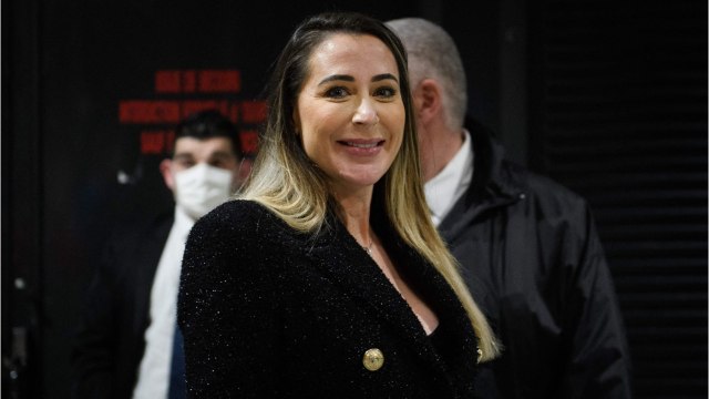 VOICI : Karine Le Marchand attaquée par Magali Berdah : la star des réseaux sociaux profère de graves accusations à son encontre