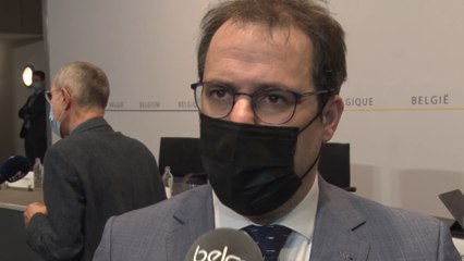 Réforme du travail : les travailleurs de plateforme devront bénéficier d'assurances "accident du travail" et "maladie-invalidité"