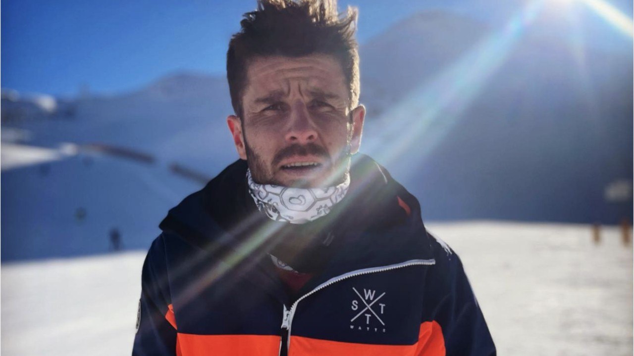 VOICI : L'amour est dans le pré : Emeric en couple, il officialise sa relation avec Anne-Lise !