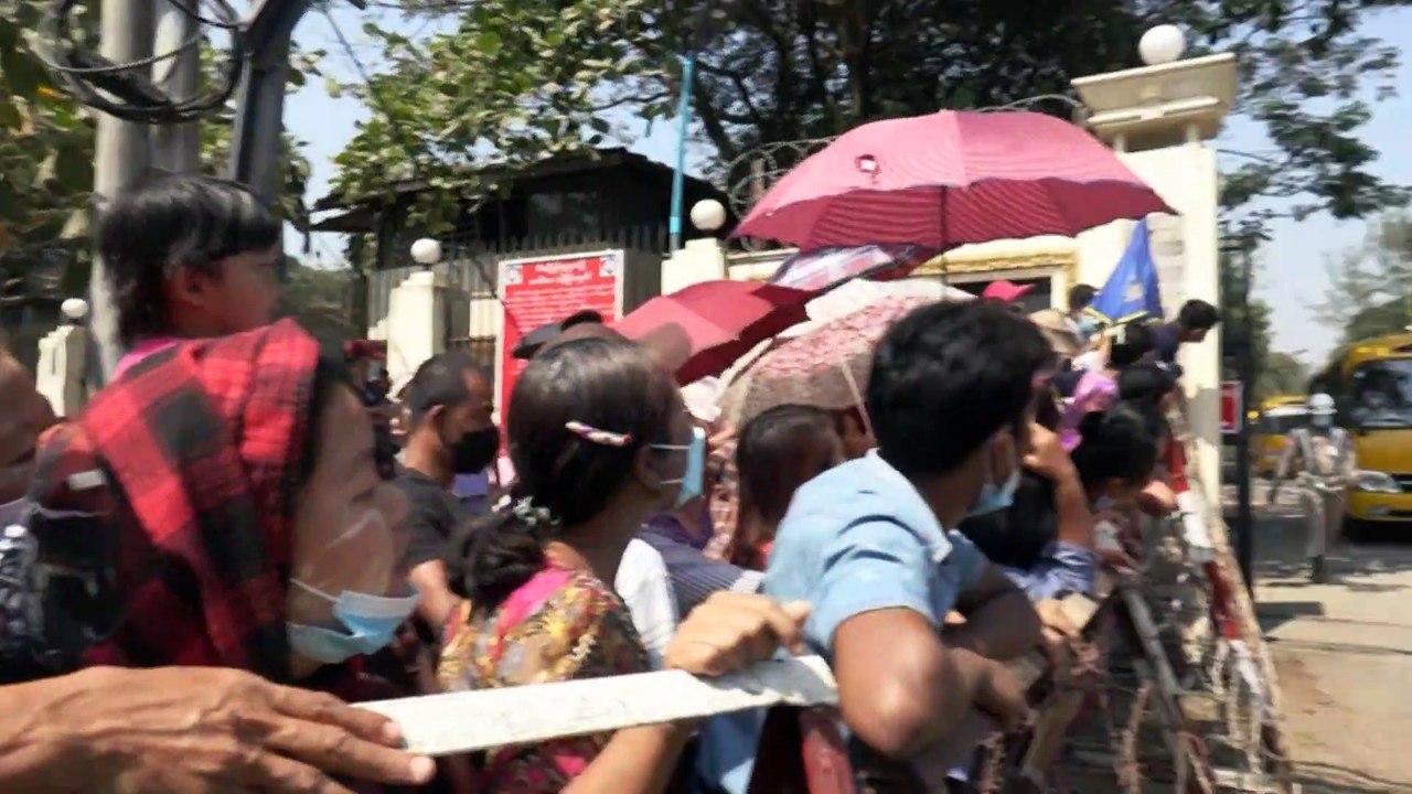 Myanmar: Amnestie für 800 politische Häftlinge - von 9.000