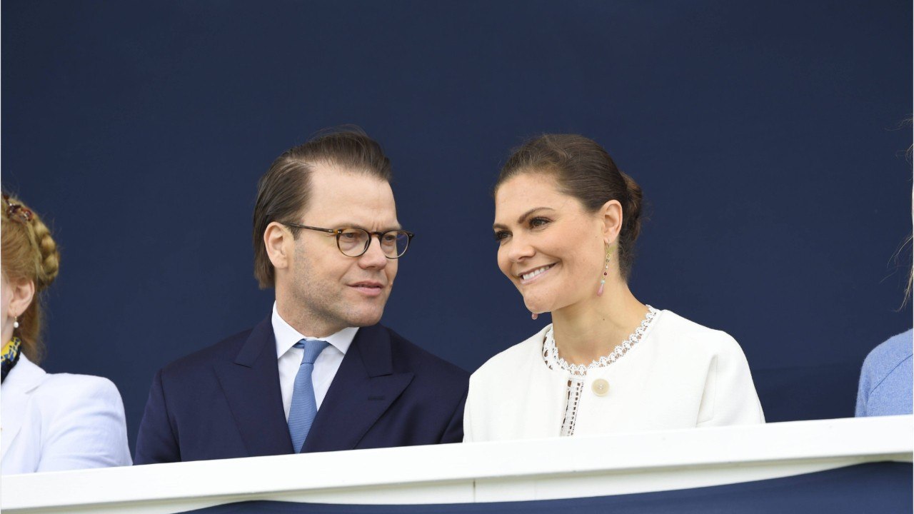 GALA VIDEO - Victoria de Suède et le prince Daniel au bord du divorce ? La Cour royale s’en mêle !