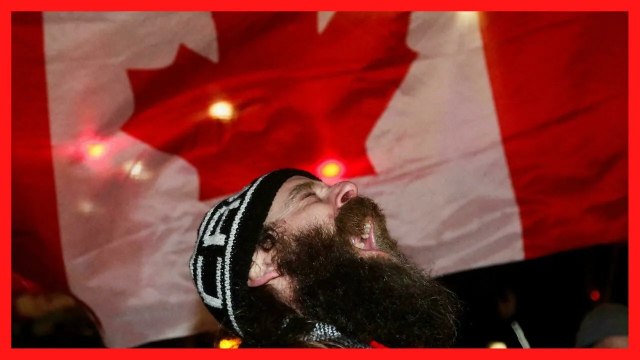 Au Canada, les Convois de la liberté maintiennent le blocus d'un axe frontalier majeur