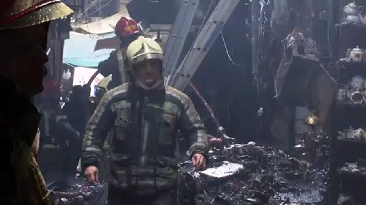 Крупный пожар на Большом базаре в Тегеране