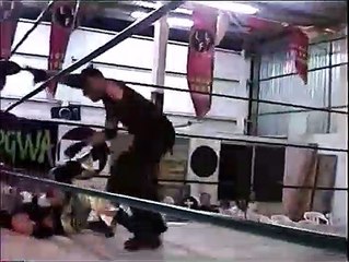 Raiden vs Rey Aguila / Camino al Infierno - Lucha Libre Extrema / Arena Femenil 25.09.2004