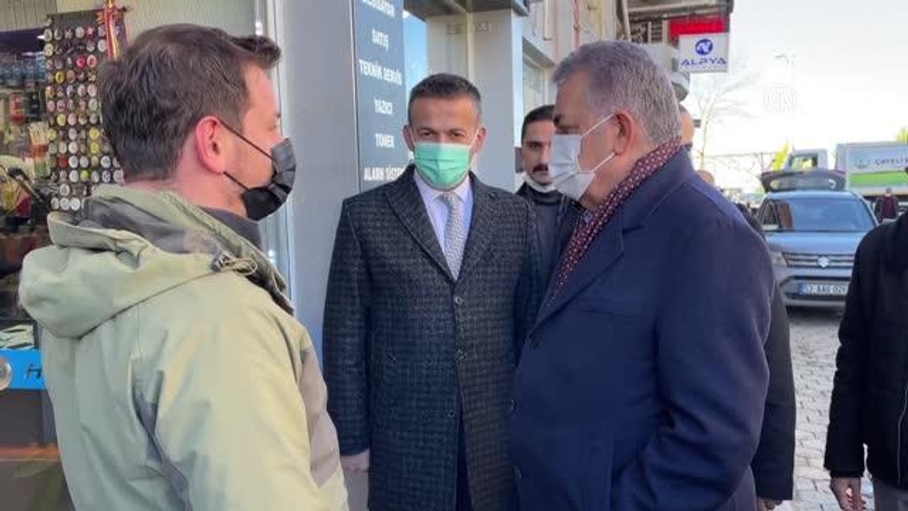 AK Parti'li Yazıcı, Rize-Artvin Havalimanı inşaatında incelemelerde bulundu