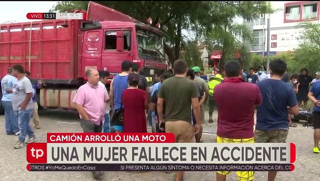 Mujer muere atropellada por un camión cuando iba a su trabajo en un 'mototaxi'