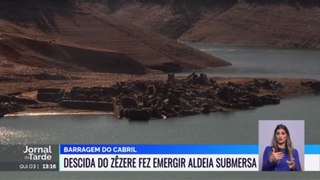 Seca: ruínas da aldeia do Vilar submersas desde 1954 emergem com a descida do caudal do rio Zêzere em 2022