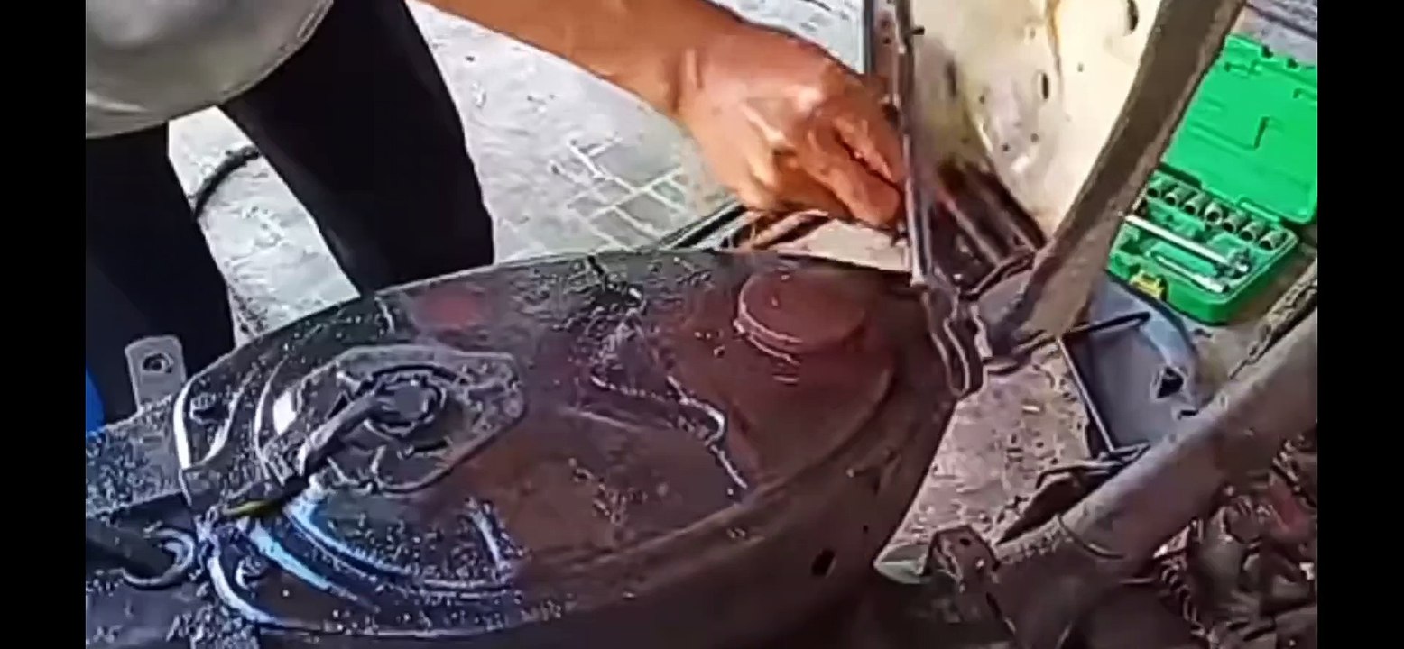 FROM UGLY TO BEAUTY ( Restoration old bike )