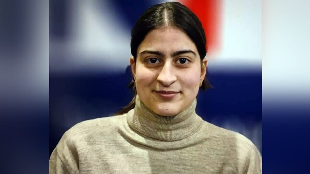 Class 12 topper from Kashmir trolled for not wearing hijab