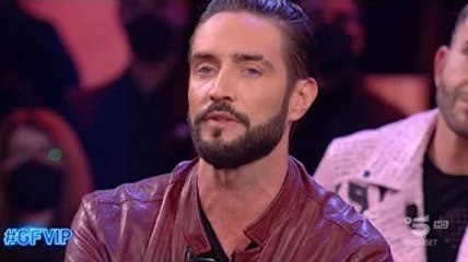 Federica Calemme svela un retroscena su Alex Belli Voleva incontrarmi, ho le chat” Poco tempo fa p