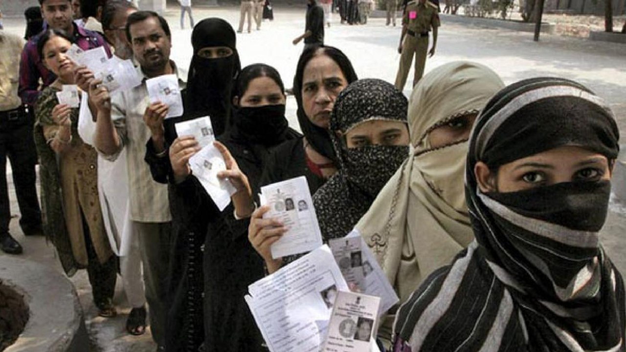 Who will Muslim voters support in UP elections?