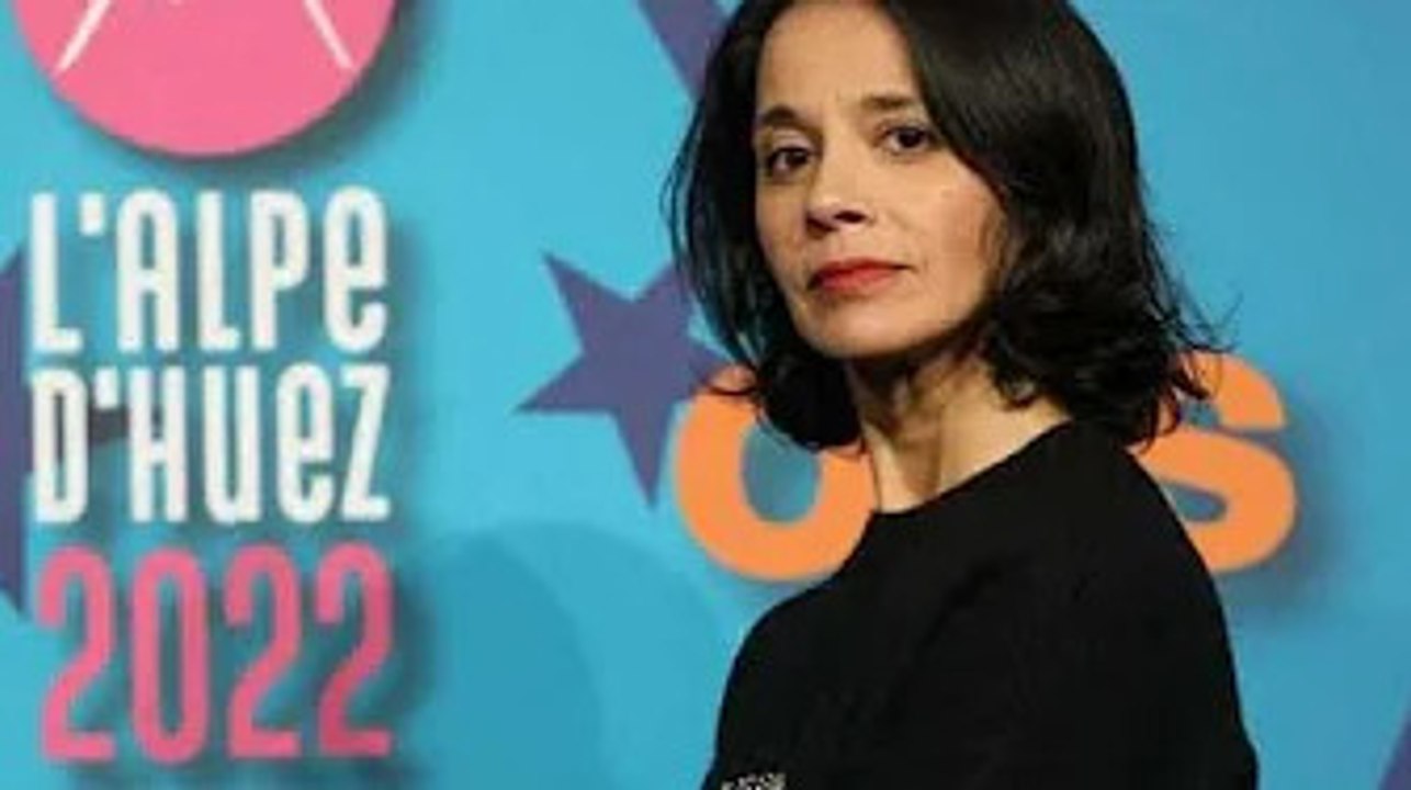 Sophia Aram (France Inter) exaspérée par le Convoi de la liberté : « Je vois des cons mais pas de li