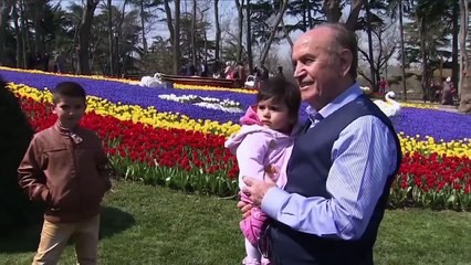 İmamoğlu, eski İBB Başkanı Kadir Topbaş'ı ölüm yıl dönümünde andı