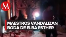 En Oaxaca, CNTE irrumpe en sede donde sería boda de Elba Esther Gordillo