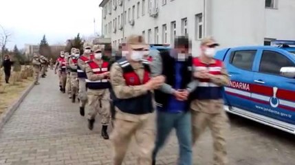 Son dakika: DİYARBAKIR MERKEZLİ TERÖR OPERASYONUNDA 7 TUTUKLAMA
