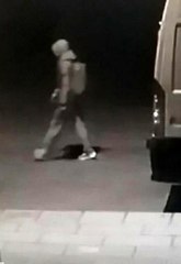 Kablo hırsızı yüzünden tüm mahalle karanlığa gömüldü