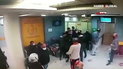 Fatih'te canı acıyan hasta, yakınları ile birlikte hemşireye saldırdı!