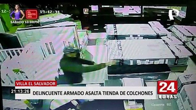 VES: delincuentes armados roban tienda de colchones