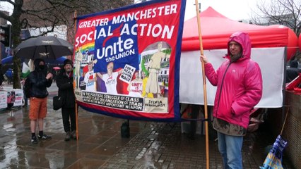 Contre la flambée du coût de la vie, des manifestants défilent au Royaume-Uni