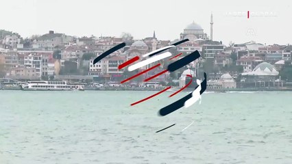 Rus denizaltısı İstanbul Boğazı'ndan geçti