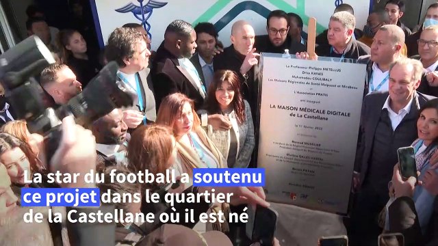 Marseille: Zidane inaugure une maison médicale digitale dans son quartier d'enfance