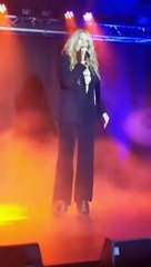 Loana en concert le 12 février 2022.