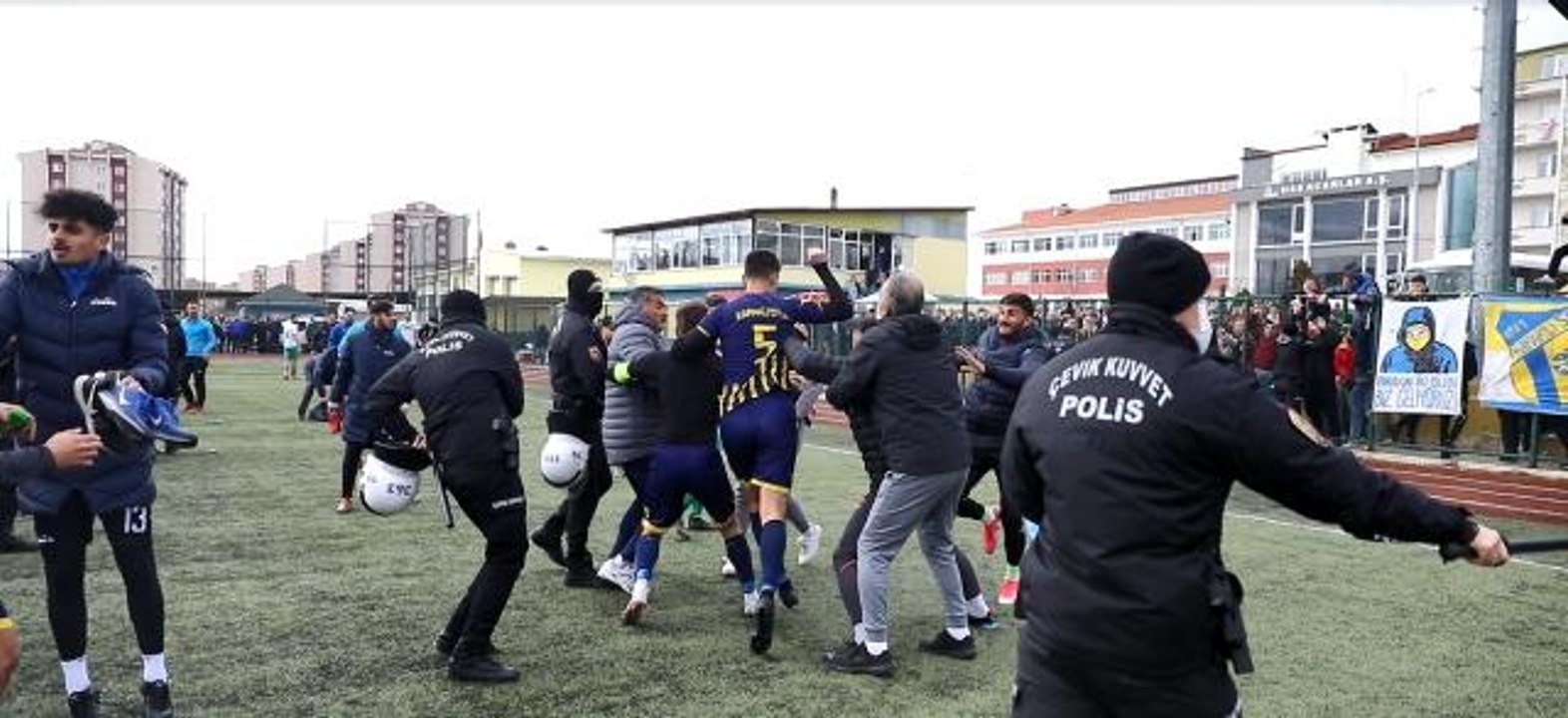 Bölgesel Amatör Lig'de saha karıştı