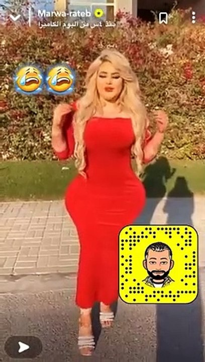 فيديو هروب مروة راتب خوفاً من الكلاب يجتاح مواق...