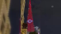 Cumhurbaşkanı Erdoğan'ın BAE ziyareti öncesi, Burj Khalifa'ya Türk bayrağı yansıtıldı