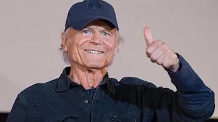 Sanremo 2022, Terence Hill sbarca al teatro Ariston Amadeus pensa al grande colpo Proseguono le tra