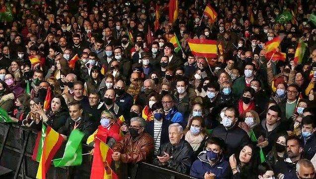 El PP ganaría las elecciones con más del 80% del voto escrutado, pero necesitaría a VOX