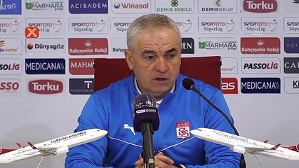 Rıza Çalımbay: "Antrenörlük hayatımda ilk kez yaptım"