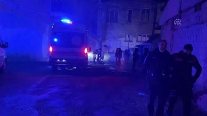 Alkol aldıktan sonra balkondan düşen kişi yaralandı