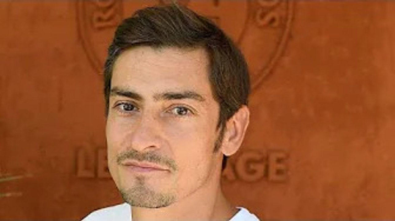 Claude Dartois (Koh-Lanta) dézingue avec violence ceux qui osent le critiquer !