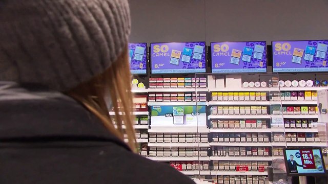 Швейцария: за запрет рекламы табака и продолжение опытов над животными