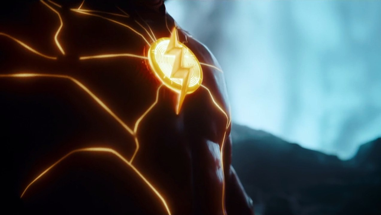 Tráiler de DC: The World Needs Heroes