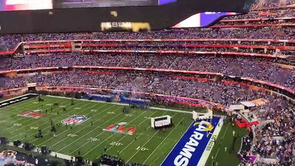 Le timelapse de la préparation du show du Super Bowl