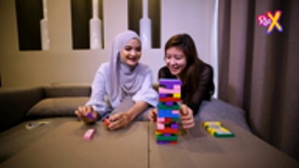 ELIZABETH TAN Sapu Foundation Guna Jari, Biar Betul! Jenga Makeup Challenge