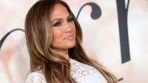 Voici - Super Bowl 2022 : Jennifer Lopez et Ben Affleck en train de danser dans leur box, la vidéo qui fait le buzz