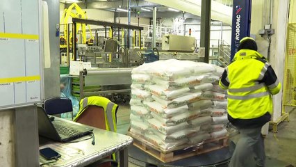 صناعة الفشار المحضّر بالمايكرويف تزدهر على حساب "فشار السينما"