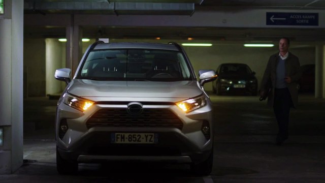 Plus belle la vie : [Indiscrétion] - Face à face entre Karim et Revel