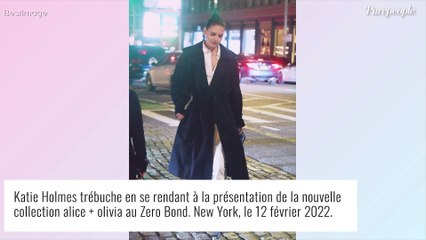 Katie Holmes : Stylée à la Fashion Week malgré un petit accident