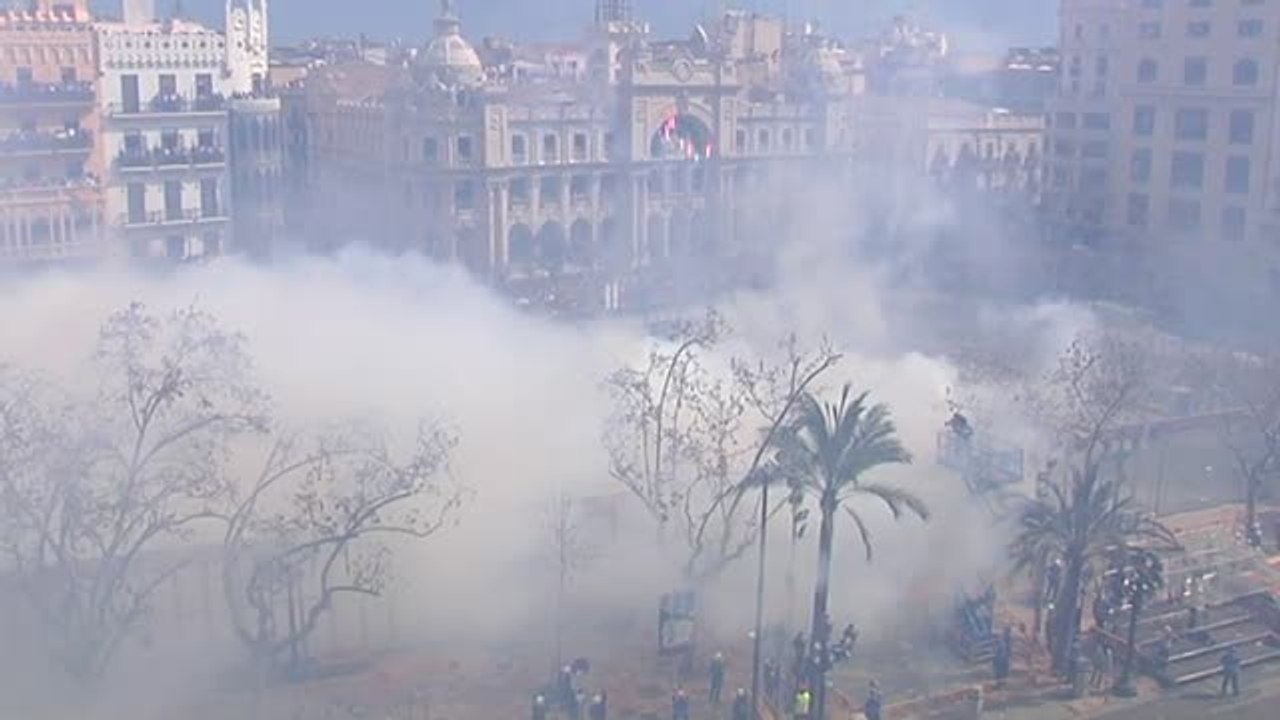 Fallas en Valencia, con mascarilla y sin aforos